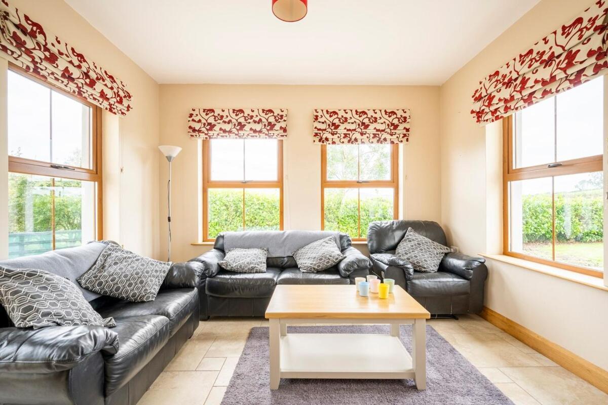 Bin Mountain Self Catering Villa Castlederg Exterior photo